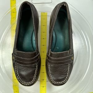 Skechers relaxed fit memory foam brown leather slip on loafer comfort shoes Wome